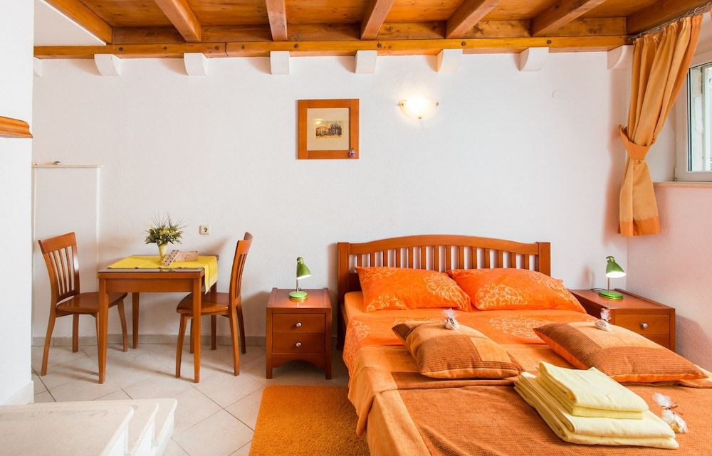 Apartments Ivana Standard Studio Suite 3