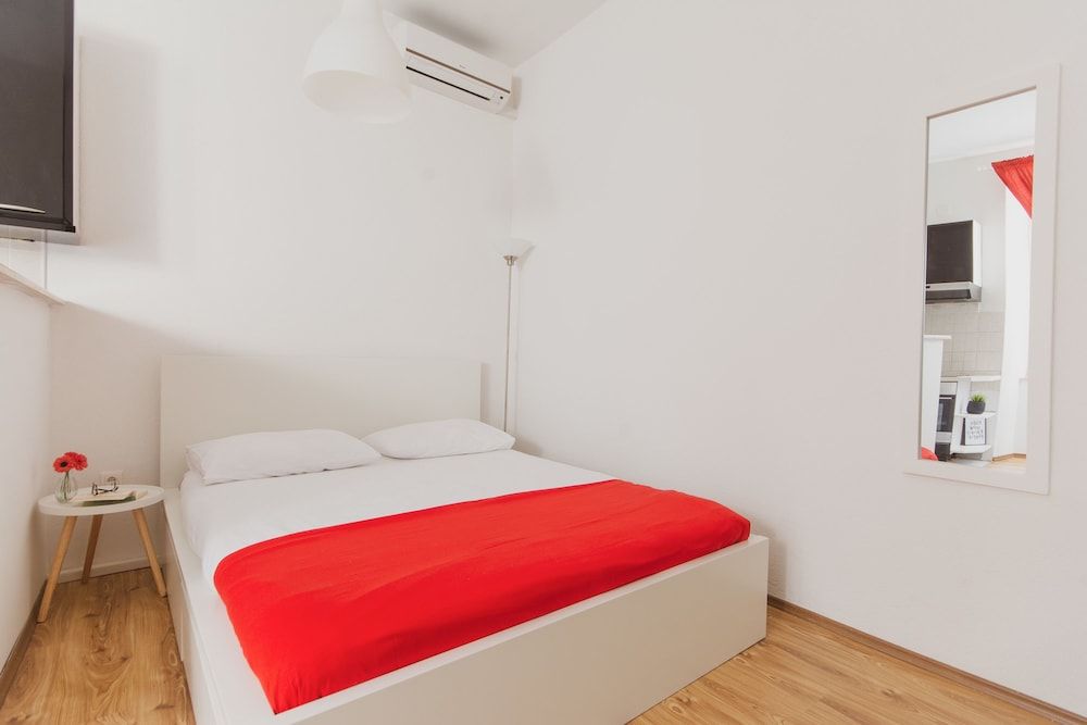 undefined Rooms Eden Old Town 3