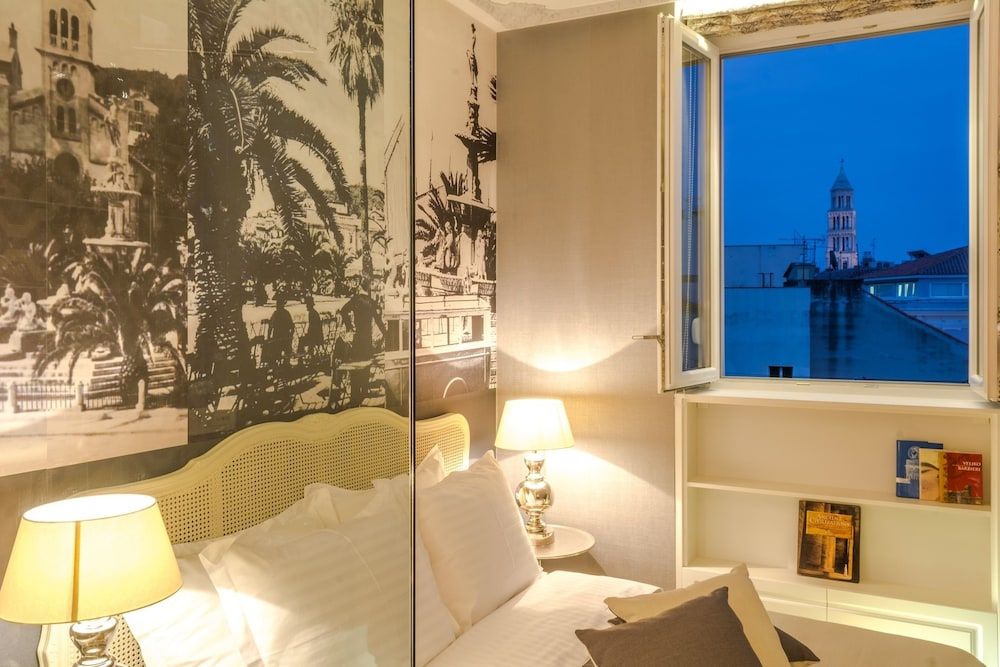 Procurator 7 Luxury Rooms Double Room, City View 8