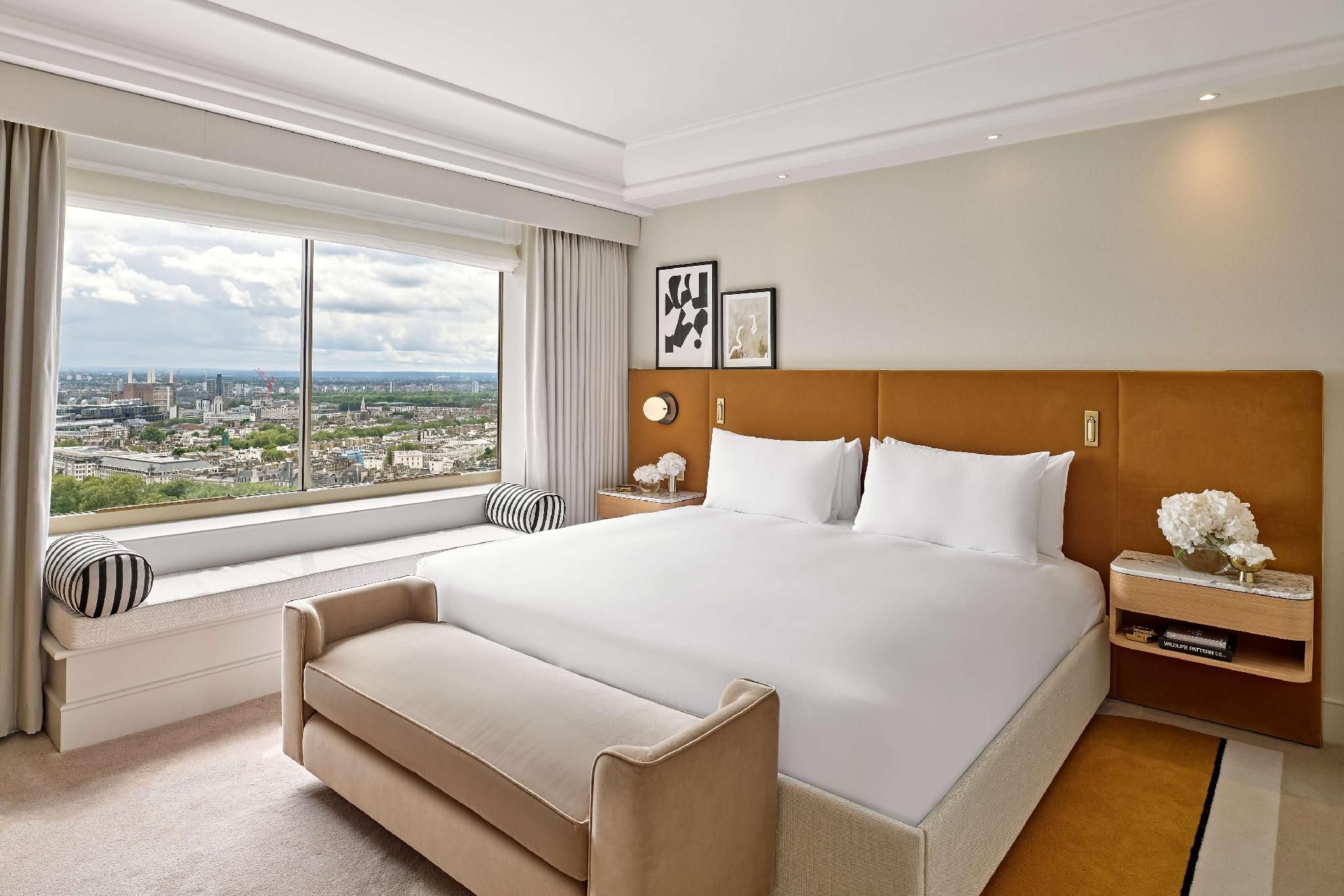 Oxford Suite