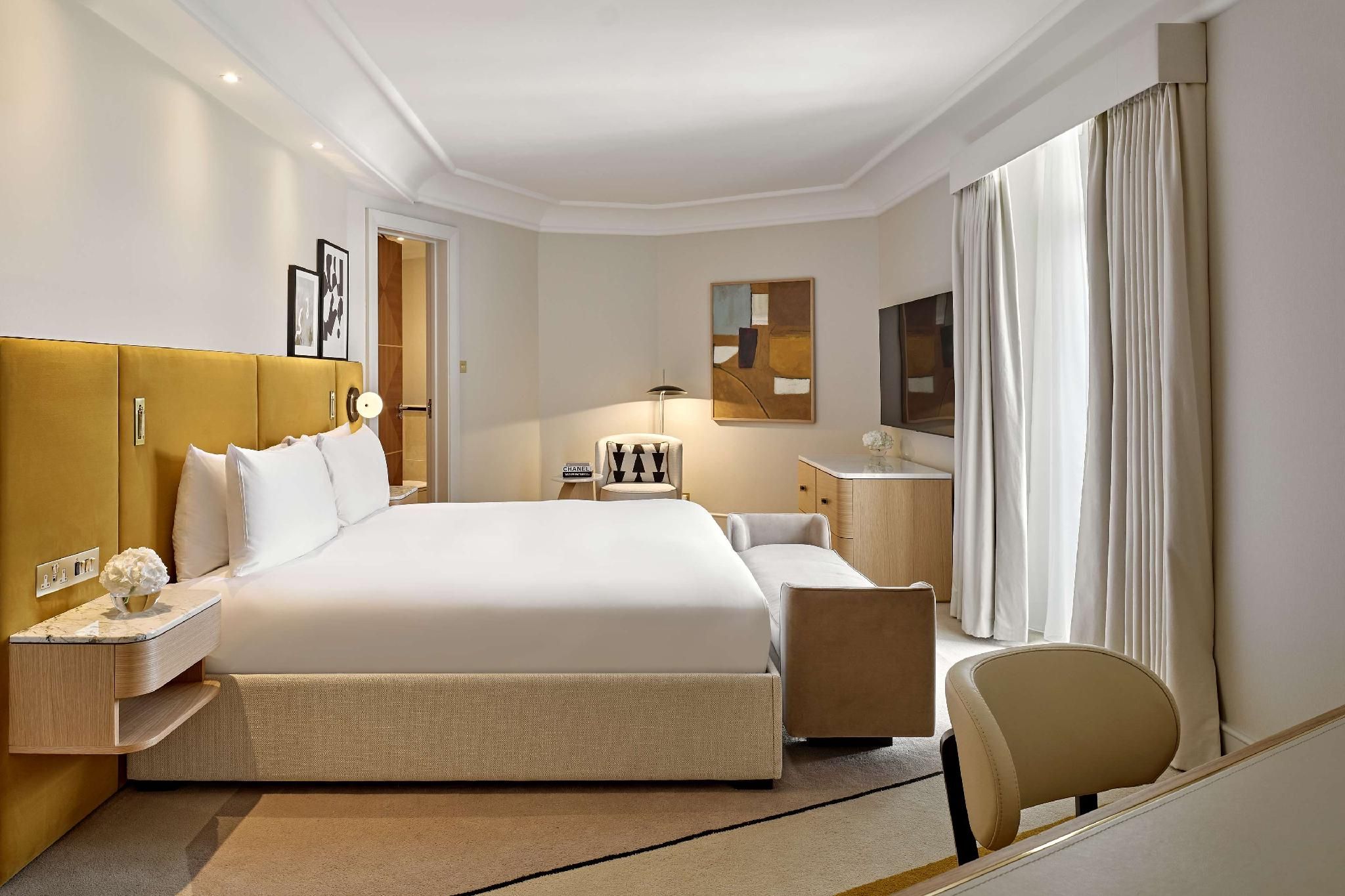 Cambridge Suite 