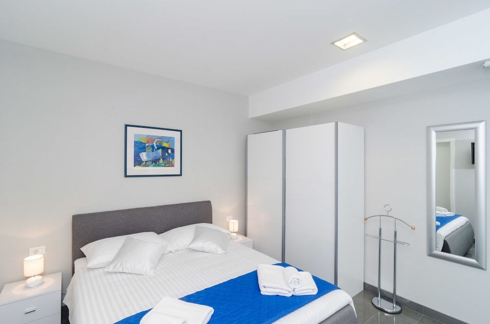 Comfort Studio, Balcony, City View
