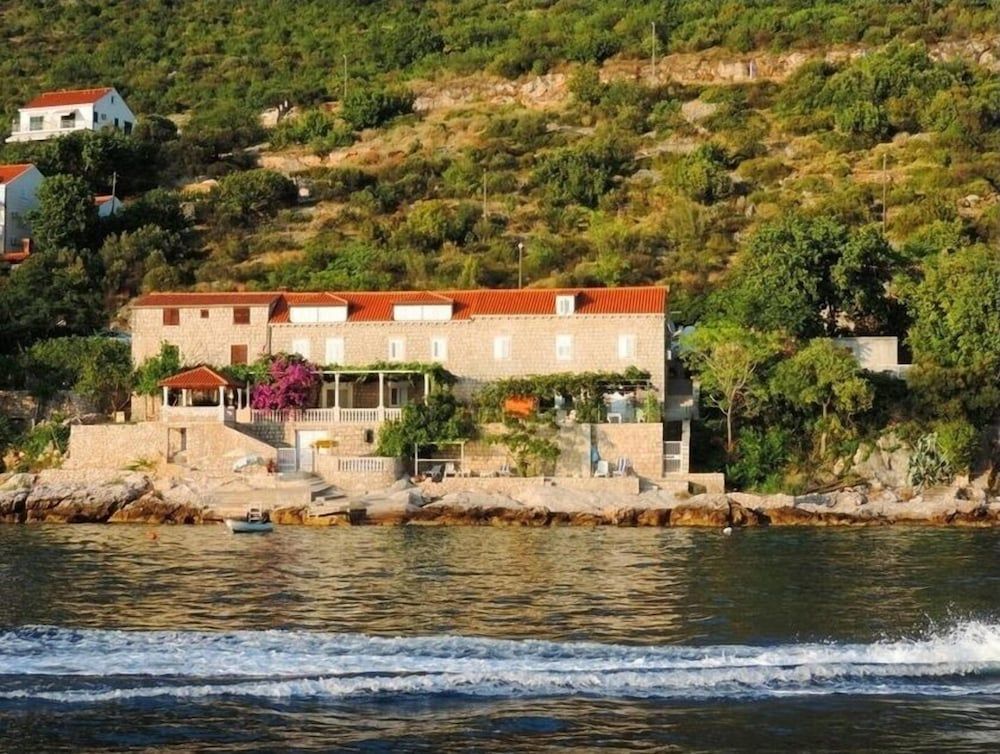 undefined Sea of Eden 6