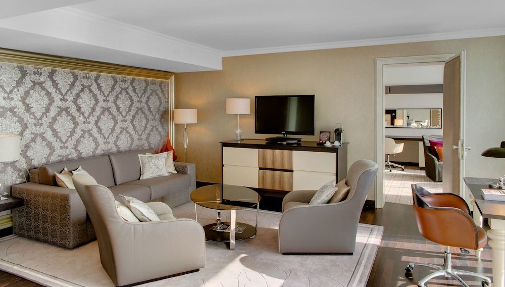 undefined Hilton Munich Park 6