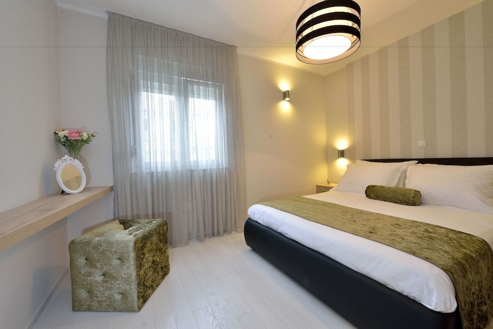 Apartments Villa Karla Deluxe Apartment, Balcony, Garden View 3