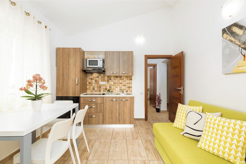 Apartment, 1 Bedroom, Balcony, Partial Sea View