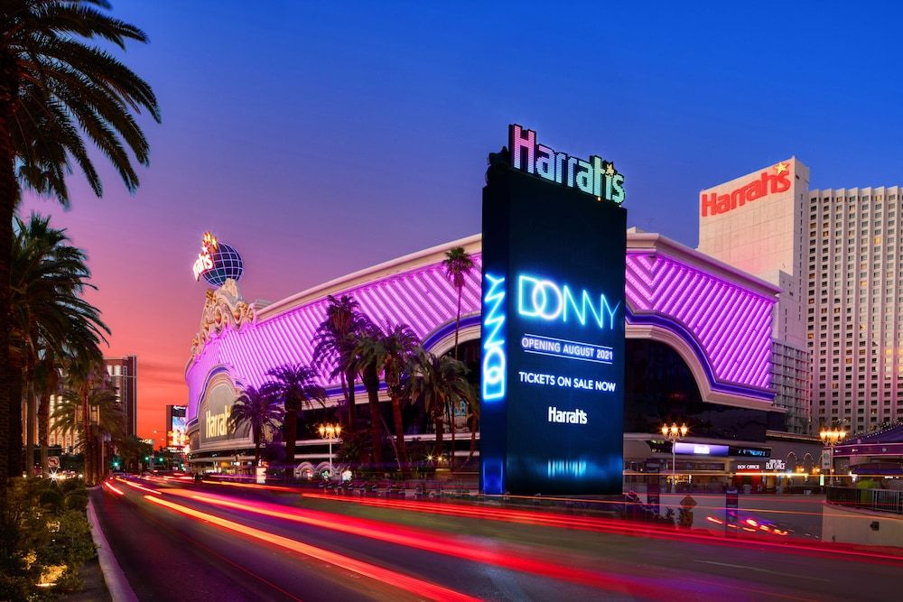 undefined Harrah’s Las Vegas – A Caesars Rewards Destination