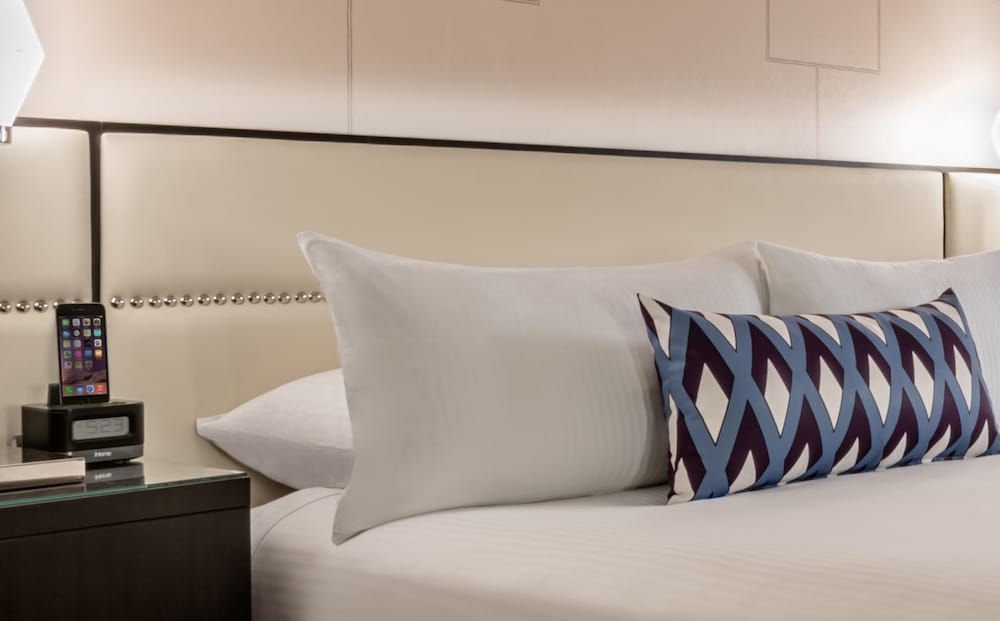 undefined Harrah's Hotel and Casino Las Vegas 7