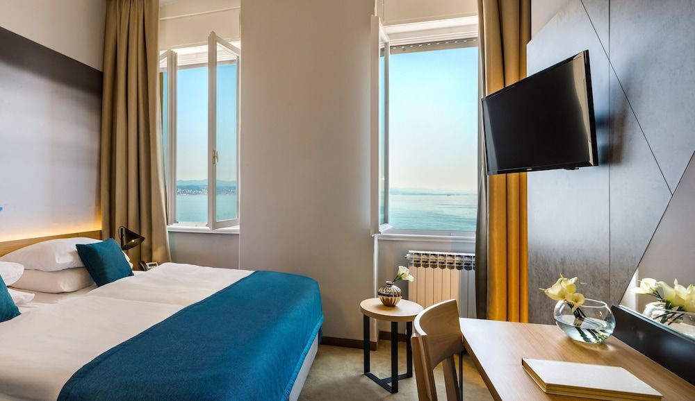 Hotel Istra - Liburnia Standard Twin Room, Sea View 4