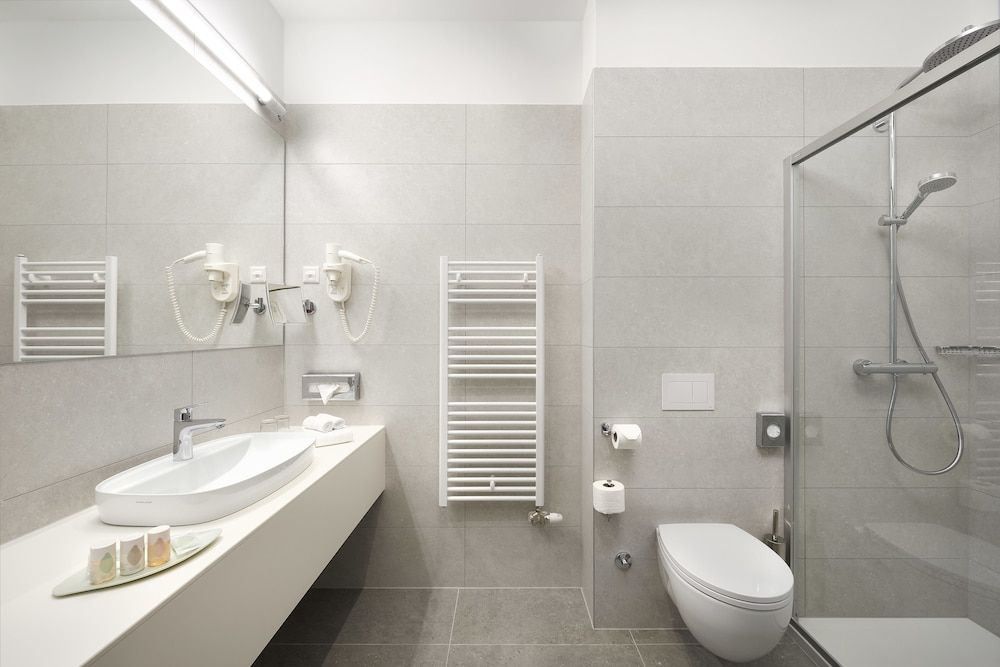 Hotel Salona Palace Deluxe room with Balcony 3