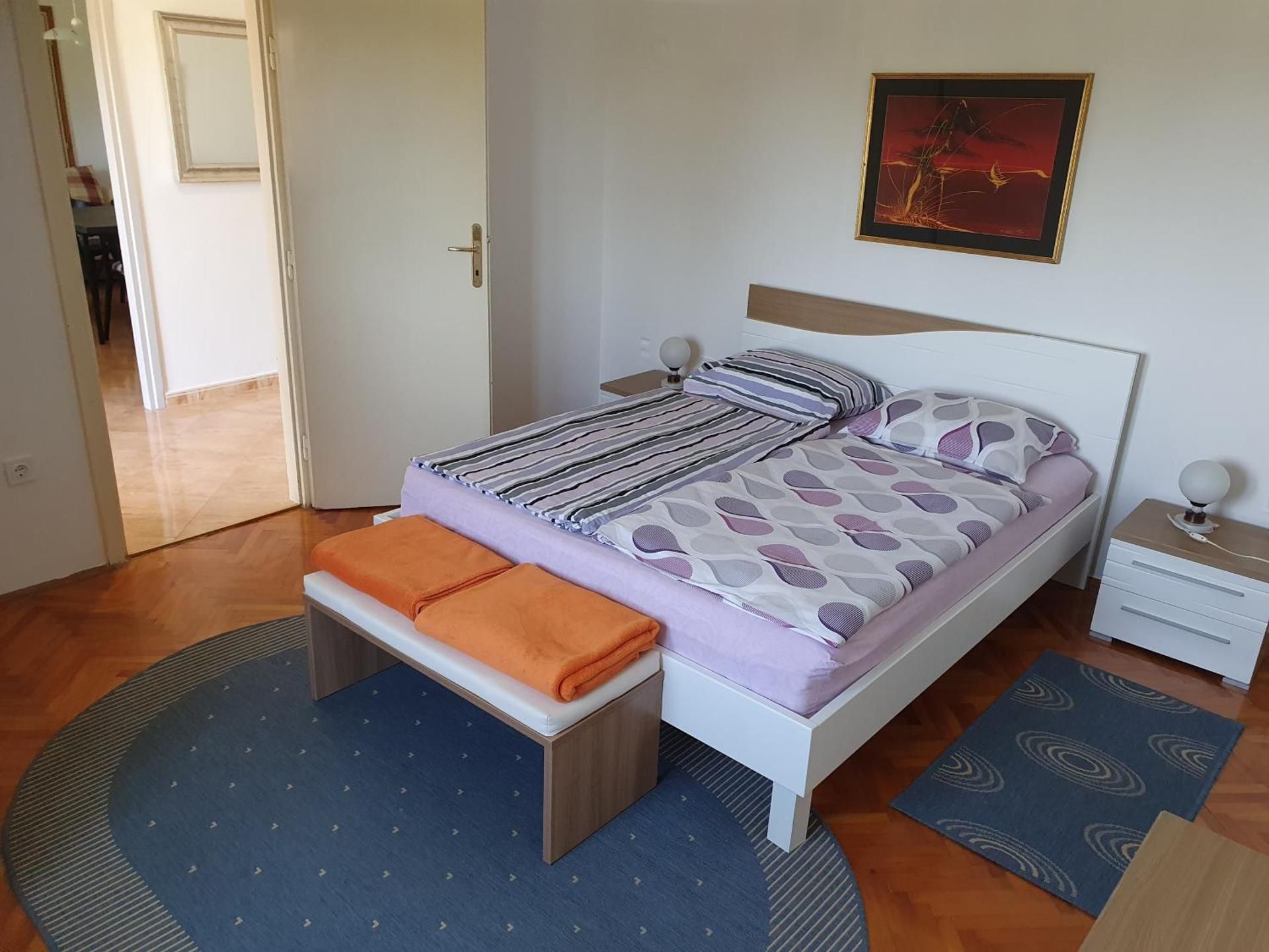 One-Bedroom Apartment - Sea Side