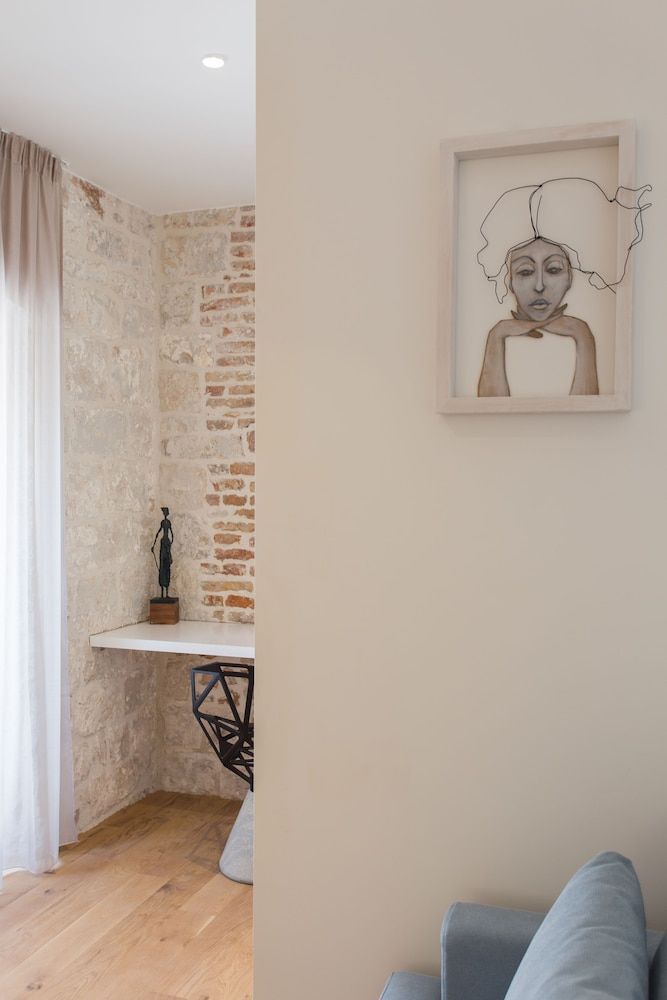 Bifora Heritage Hotel Deluxe Double Room, Balcony 4