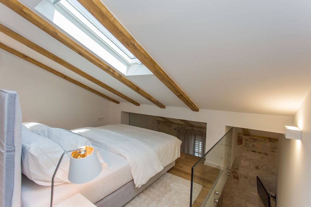 Bifora Heritage Hotel Deluxe Junior Suite 2