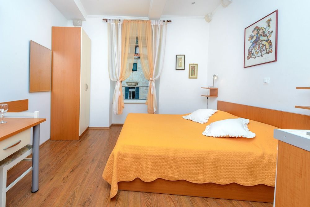 Studio Apartments Stradun Studio, 1 Double Bed, City View 27