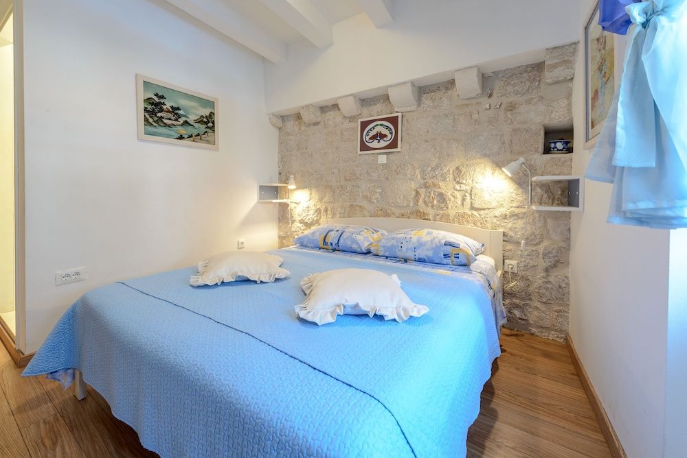 Studio Apartments Stradun Studio, 1 Double Bed, City View 13