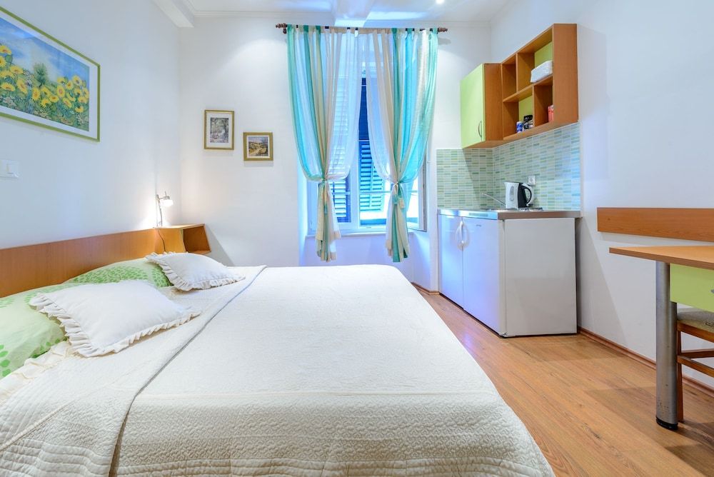 undefined Studio Apartments Stradun 9