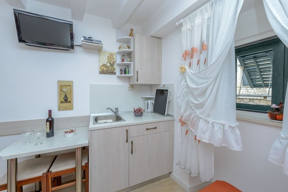 Studio Apartments Stradun Studio, 1 Double Bed, City View 32