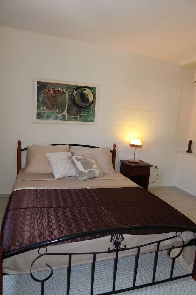 Apartments Mia Apartment for 2 people with kitchen 5