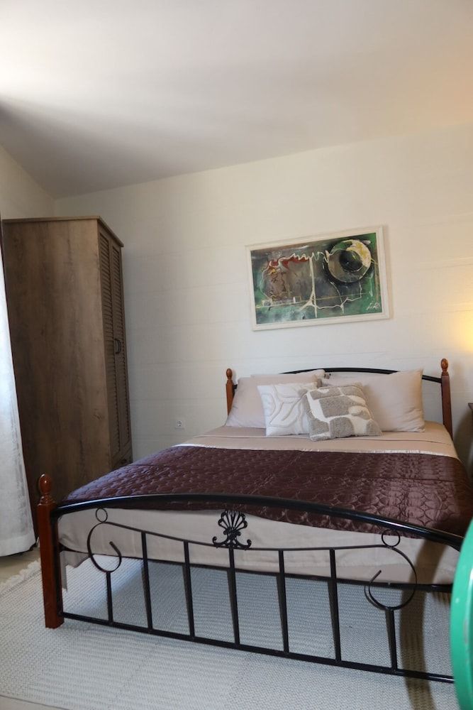 Apartments Mia Apartment for 2 people with kitchen 7