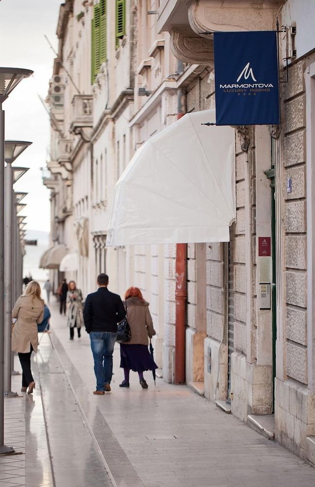 undefined Marmontova Luxury Rooms 3