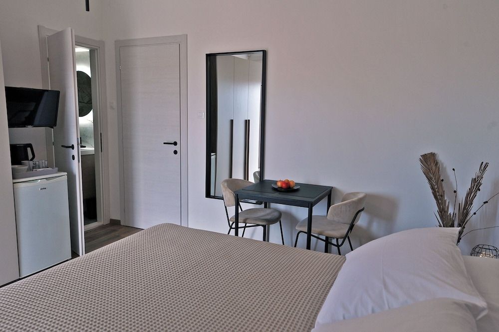 Villa Katarina Comfort Double Room, Terrace, Ground Floor 7