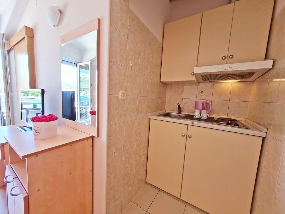 Apartments Rooms PORAT Comfort Studio, Balcony 10