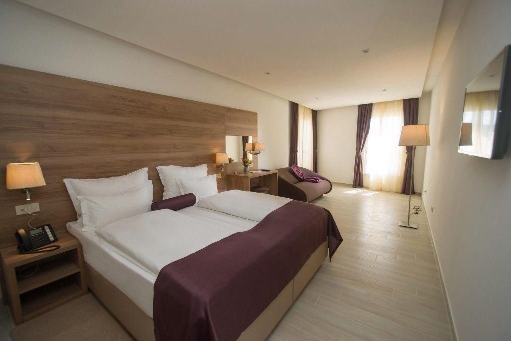 Hotel Biokovo Double Room with Sea View 2