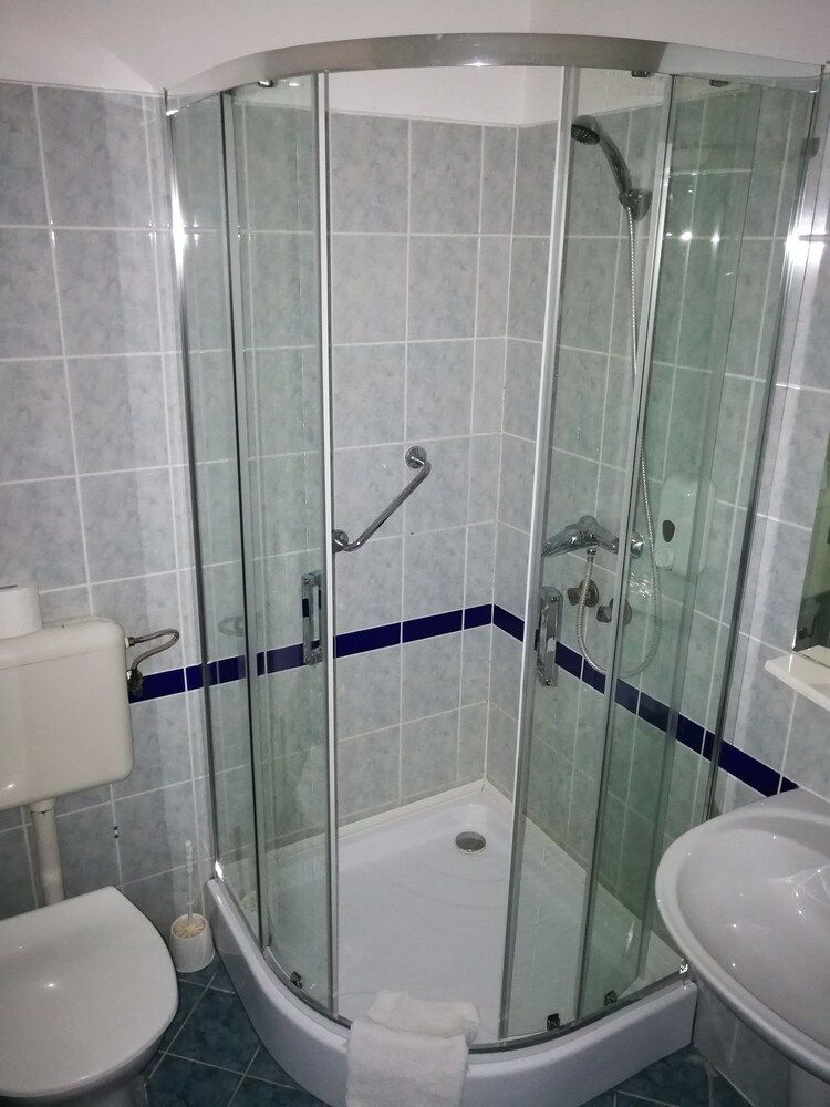 Hotel Fit Hévíz Standard Double Room, Balcony 4