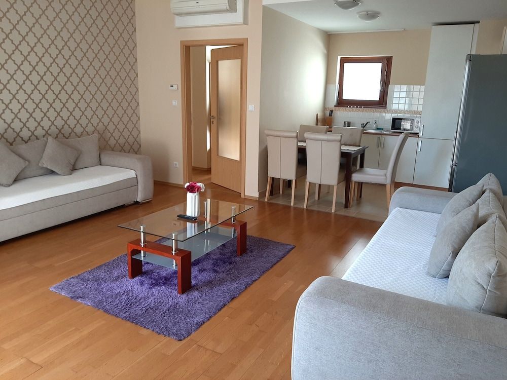 undefined Trendy Deluxe Apartments