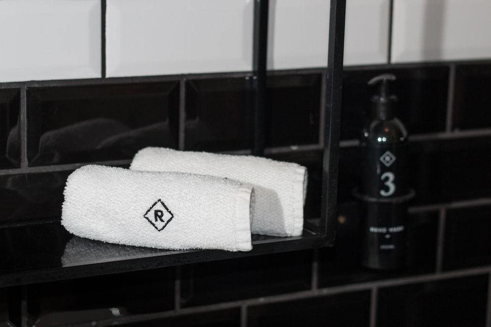 Hotel Rum Budapest Light Twin Rum (Small) 5