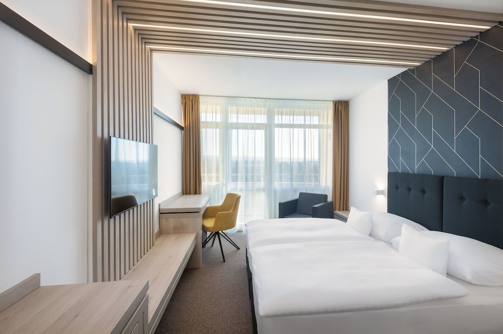Standard Double or Twin Room, Balcony