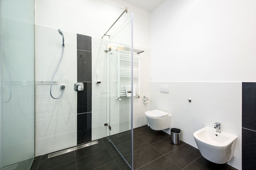 Karoly Corner Residences Executive Apartment, 1 King Bed, Non Smoking 15