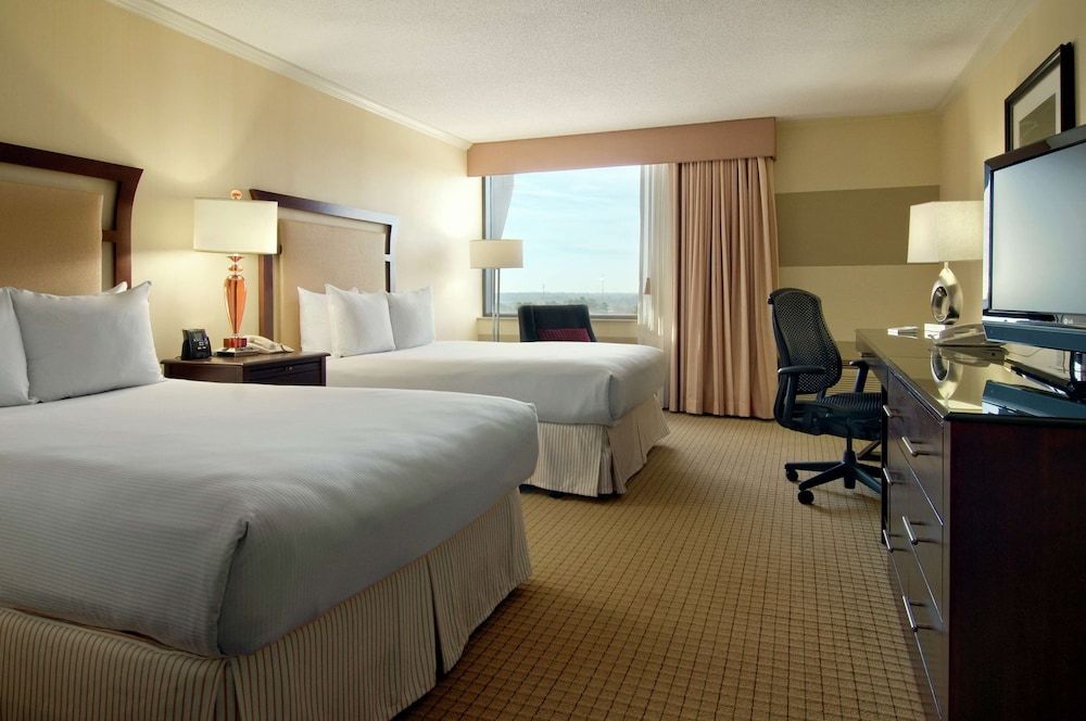Executive Room, 2 Double Beds, Accessible, Bathtub (Mobility/Hearing)