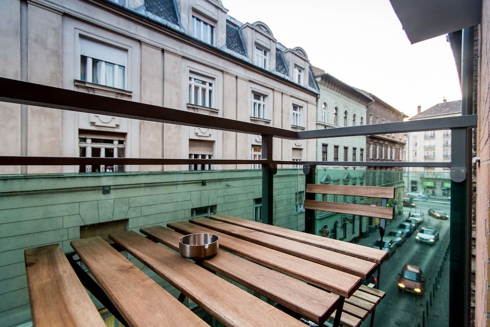 undefined Vagabond Corvin 10