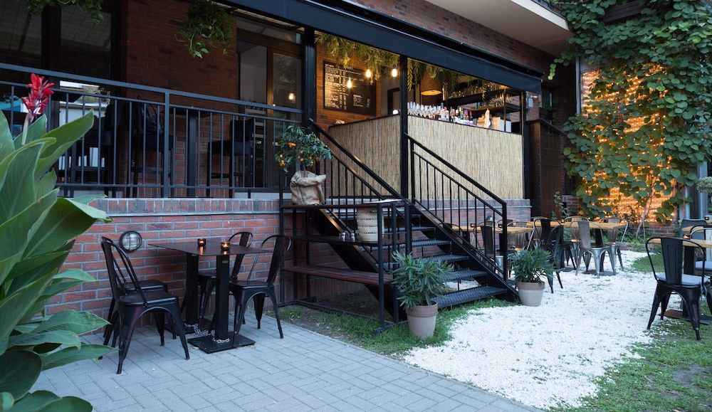 undefined Hotel Mika Downtown 7