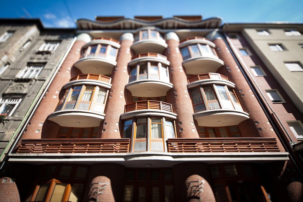 undefined Lord Residence 3