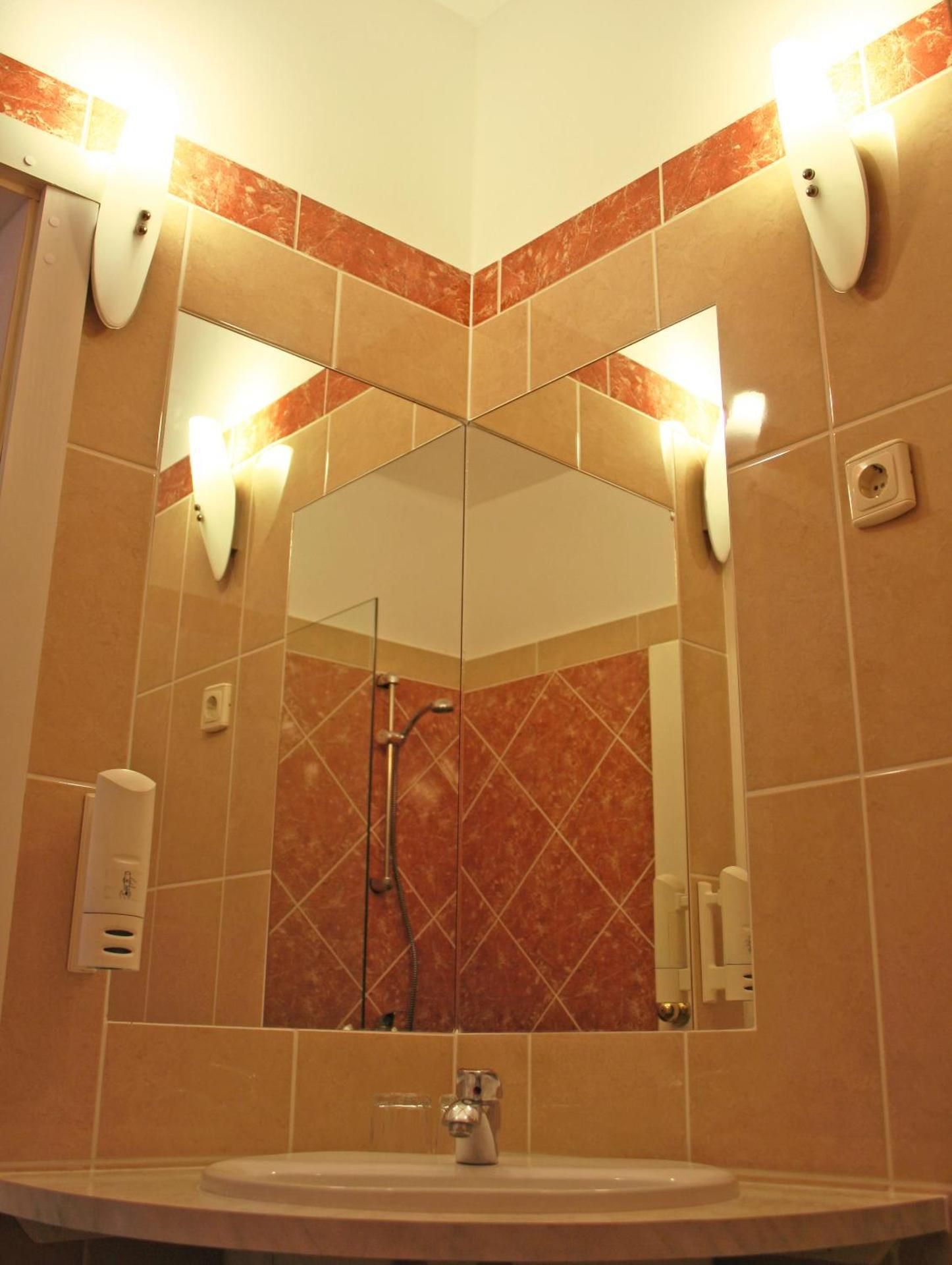 undefined Classic Hotel 6