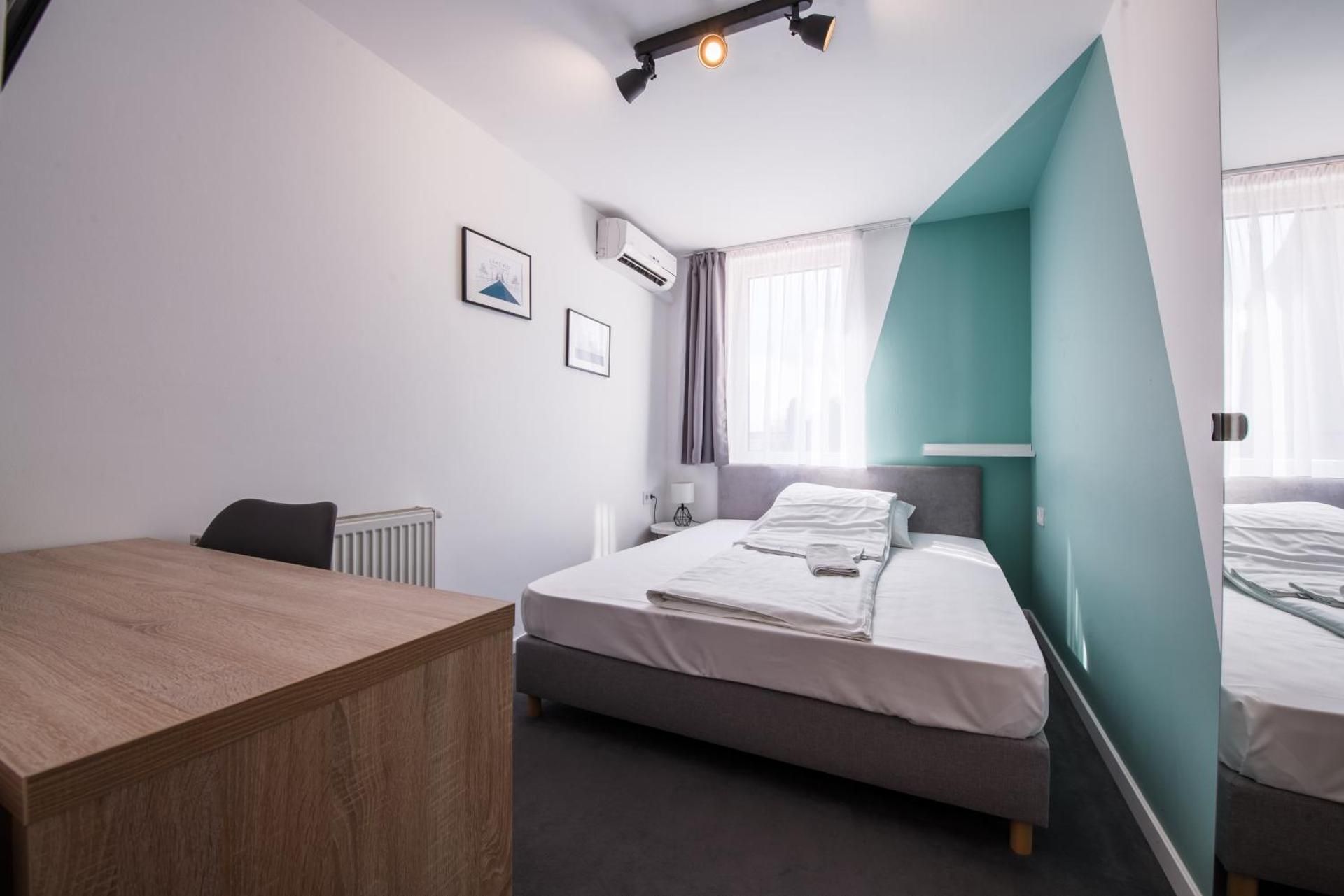 undefined Chesscom Hotel 5