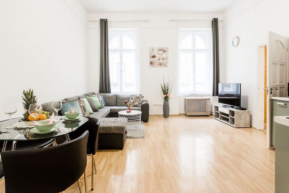 Grand Budapest Apartments Standard Apartment, 2 Bedrooms 11