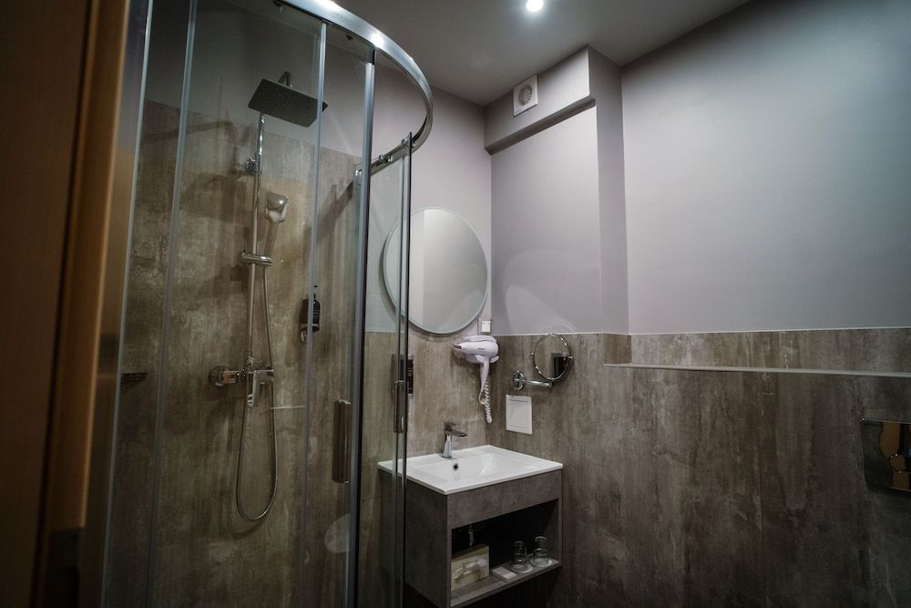 Hotel Civitas Sopron Standard Twin Room 7