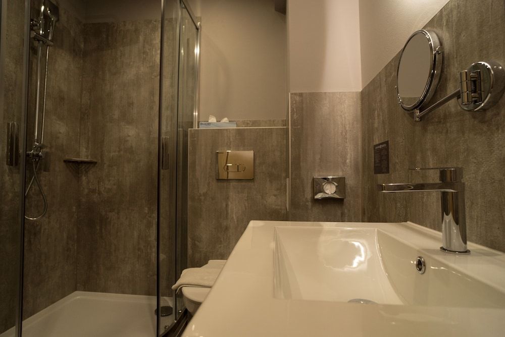 Hotel Civitas Sopron Single Room with Air Conditioner 4