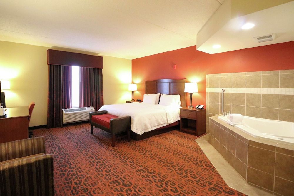 Hampton Inn Columbus-South