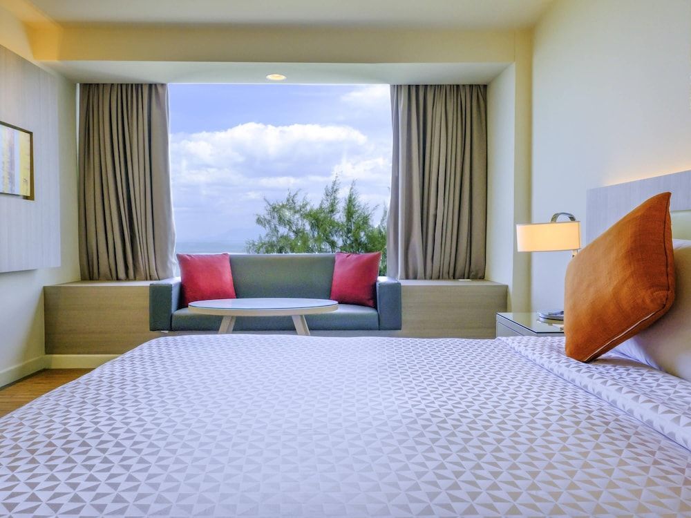undefined Mercure Penang Beach 5