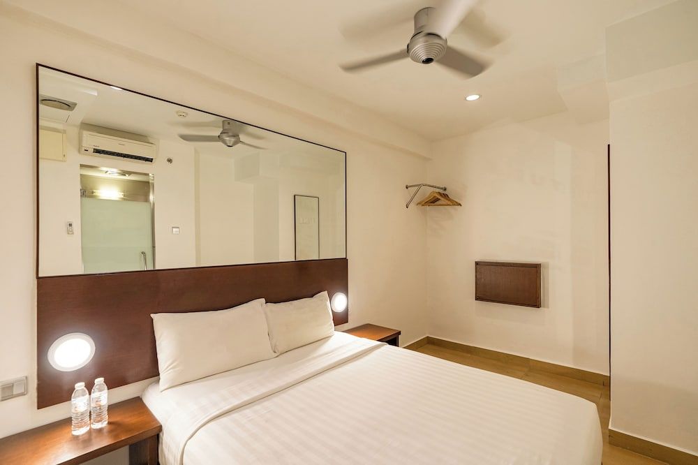 Tune Hotel Georgetown Penang Double Room (without Window)