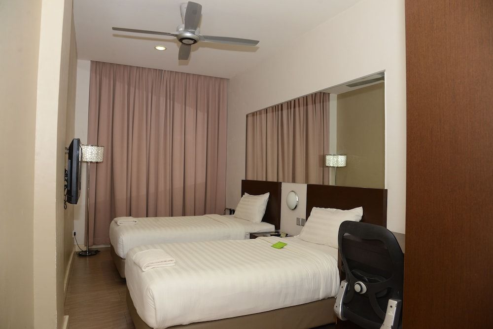 101 Hotel Bintulu Deluxe Double Room