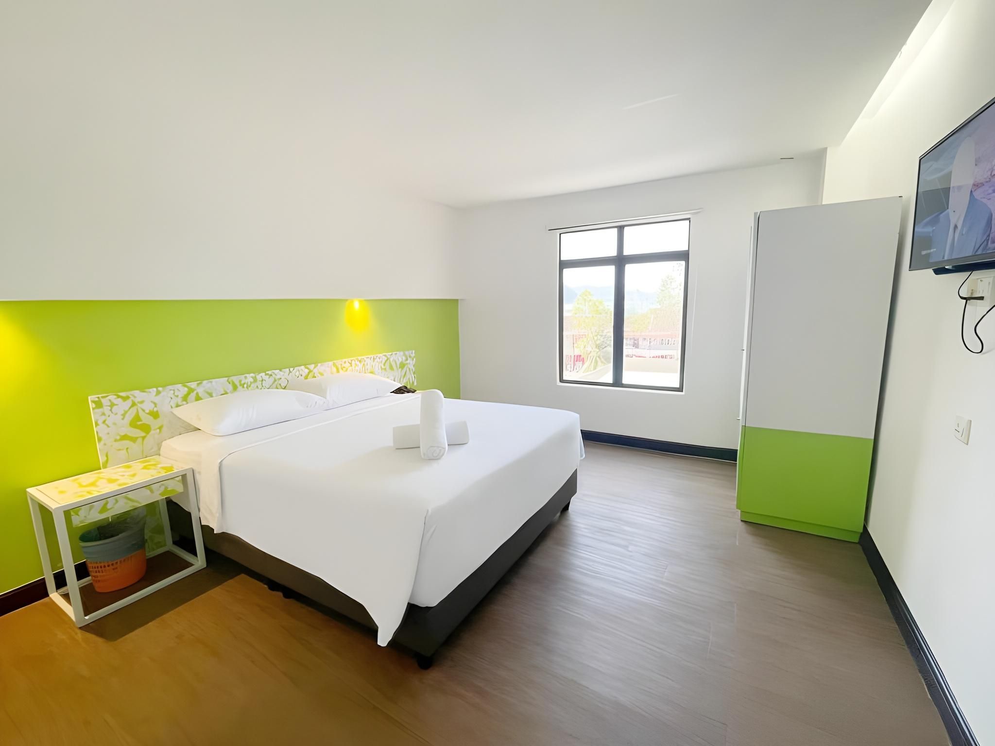 Connecting Room