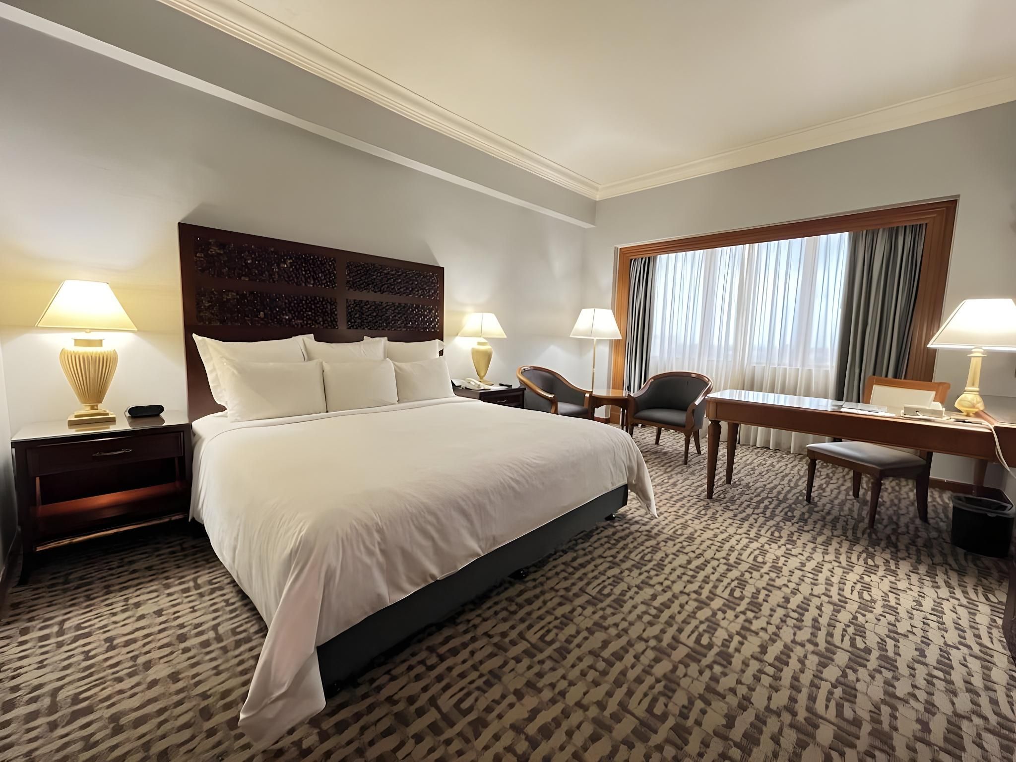 Deluxe Room King