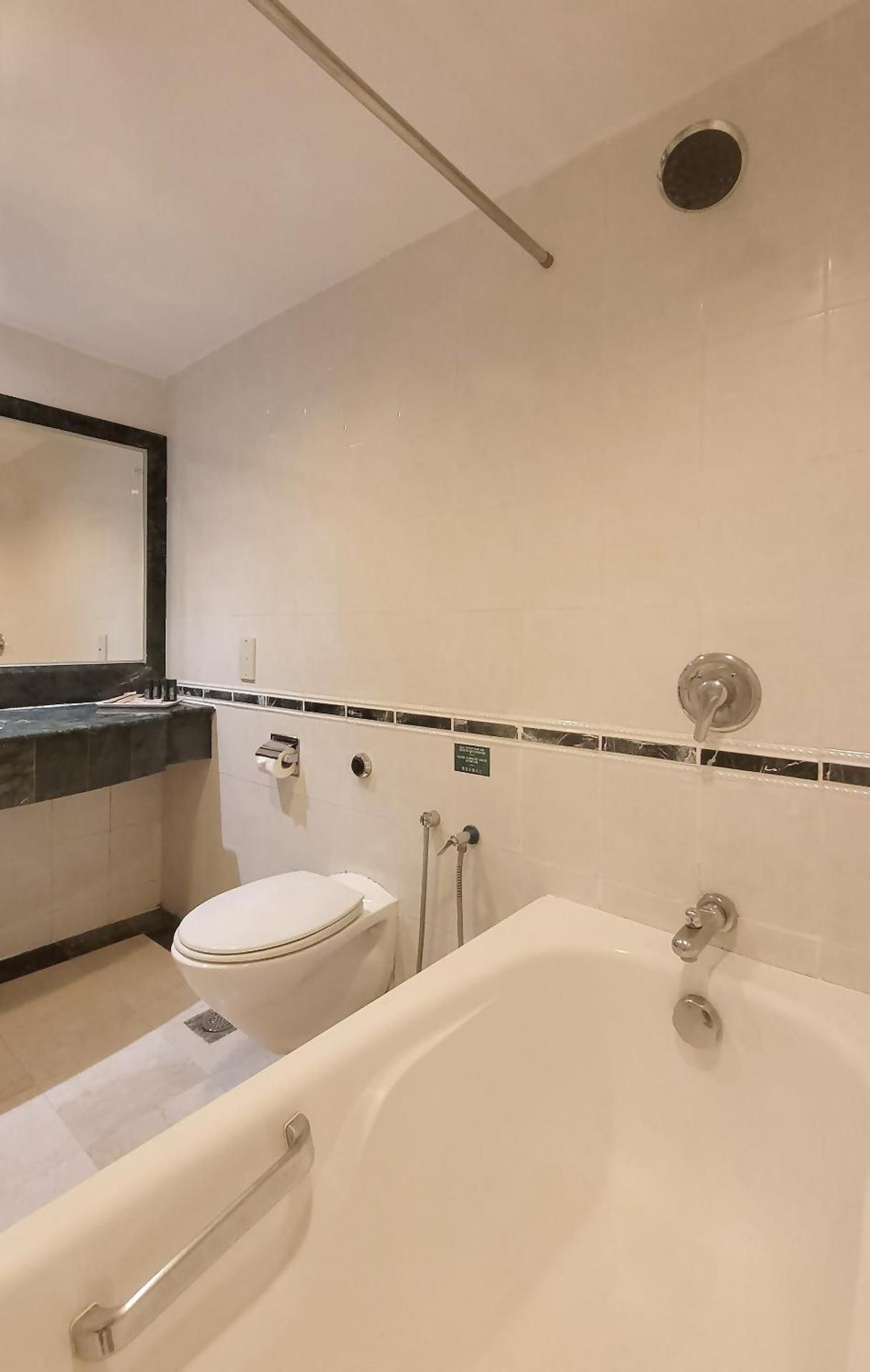 Deluxe Twin Polo View