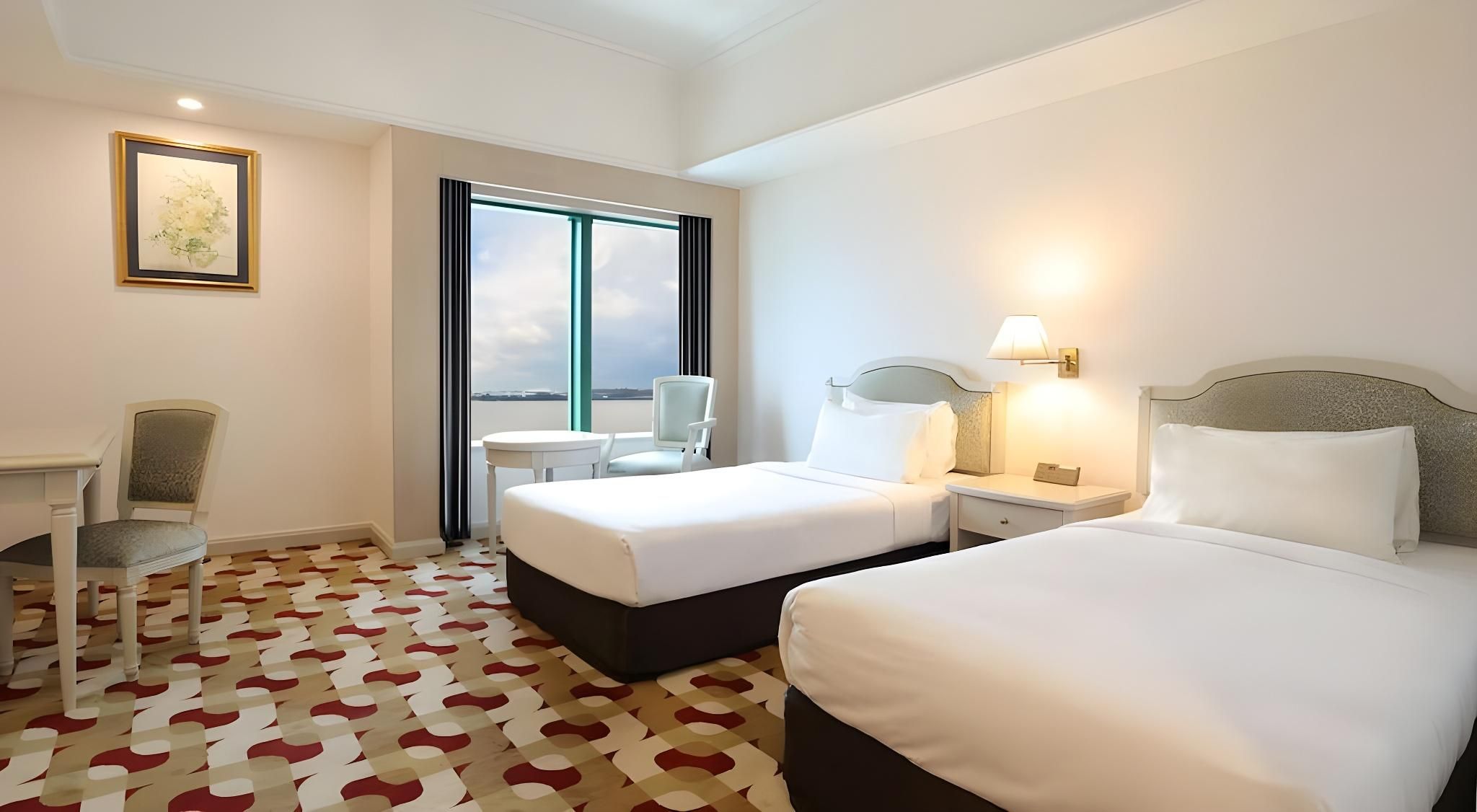 Deluxe Twin Sea View