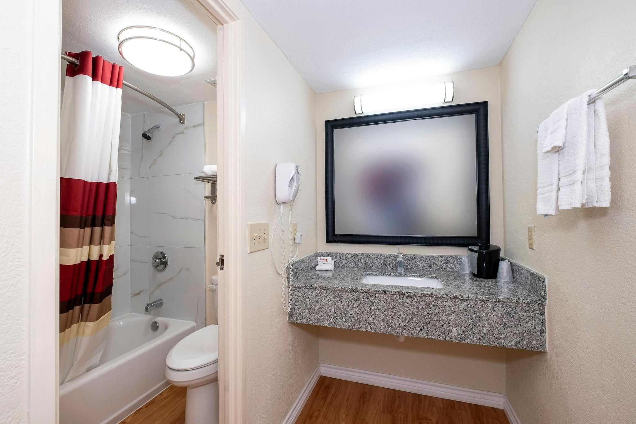 ADA Accessible Deluxe 2 Full Beds Smoking